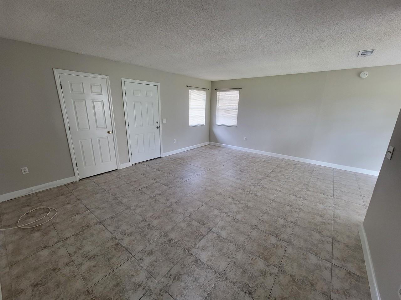 23 Louisiana Ave #1 - Photo 3 of 18