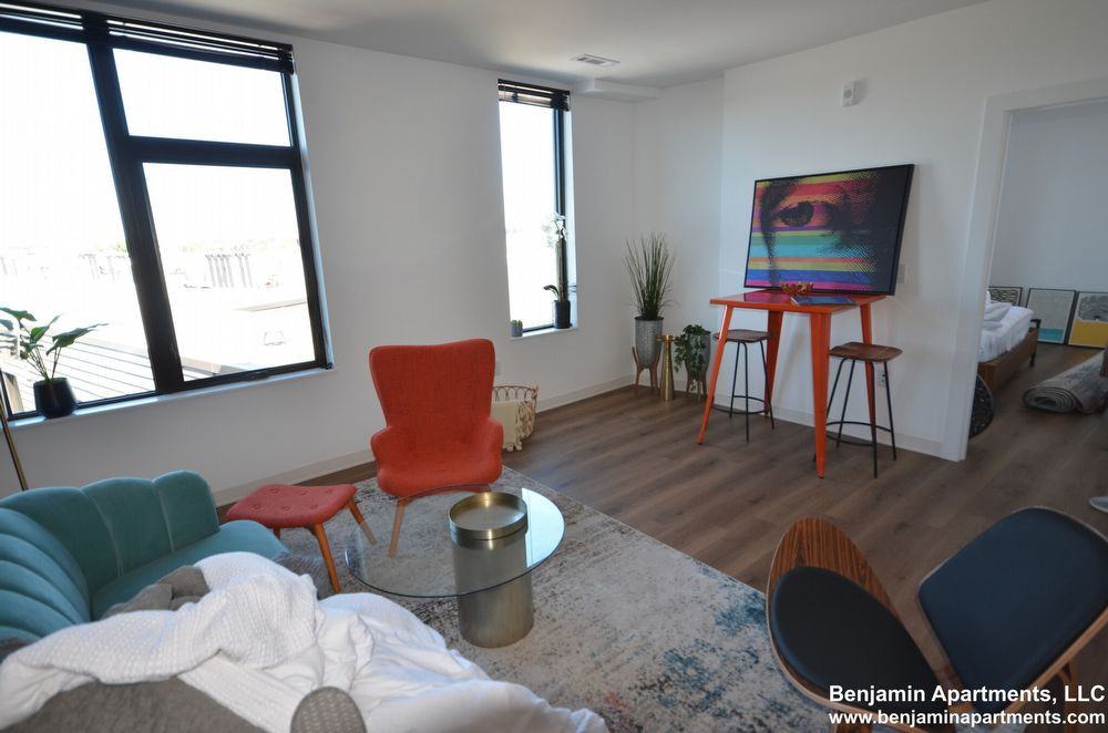 89 Brighton Ave #602Z