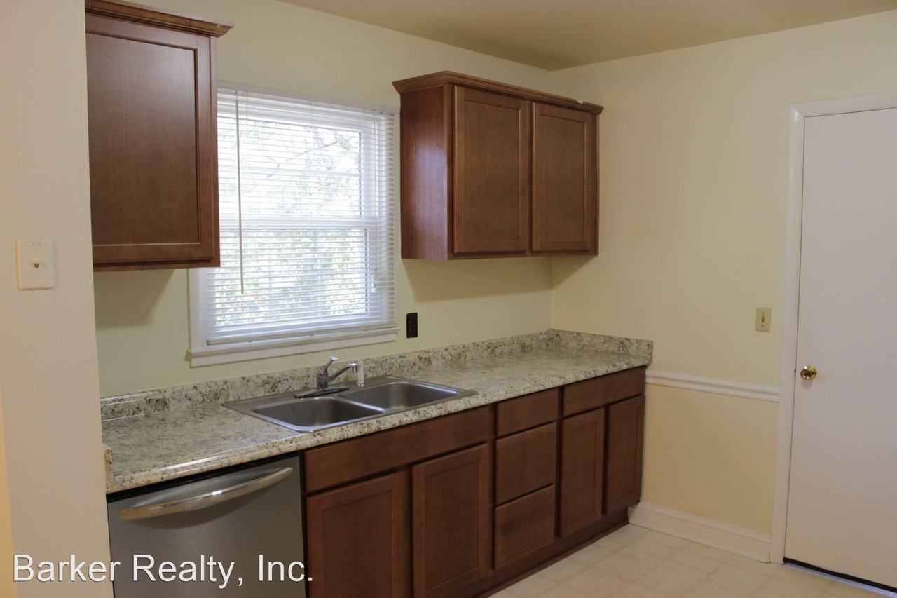 405 Killington Dr - Photo 2 of 15
