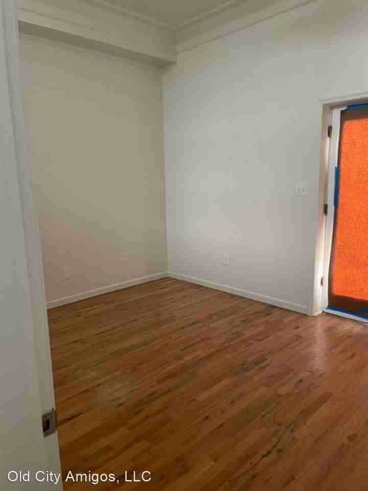 108-116 E. Jackson Ave - Photo 2 of 10