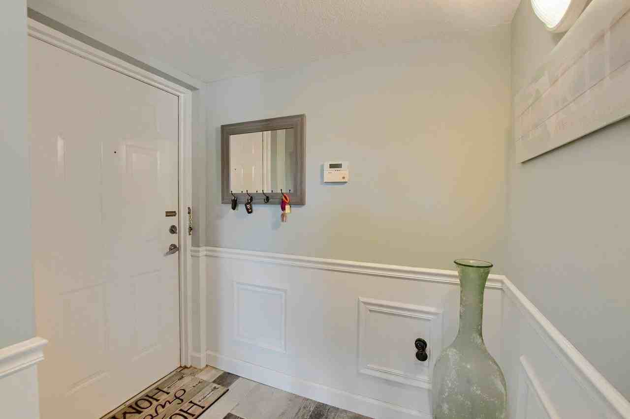 110 Villa Cir #110 - Photo 2 of 8