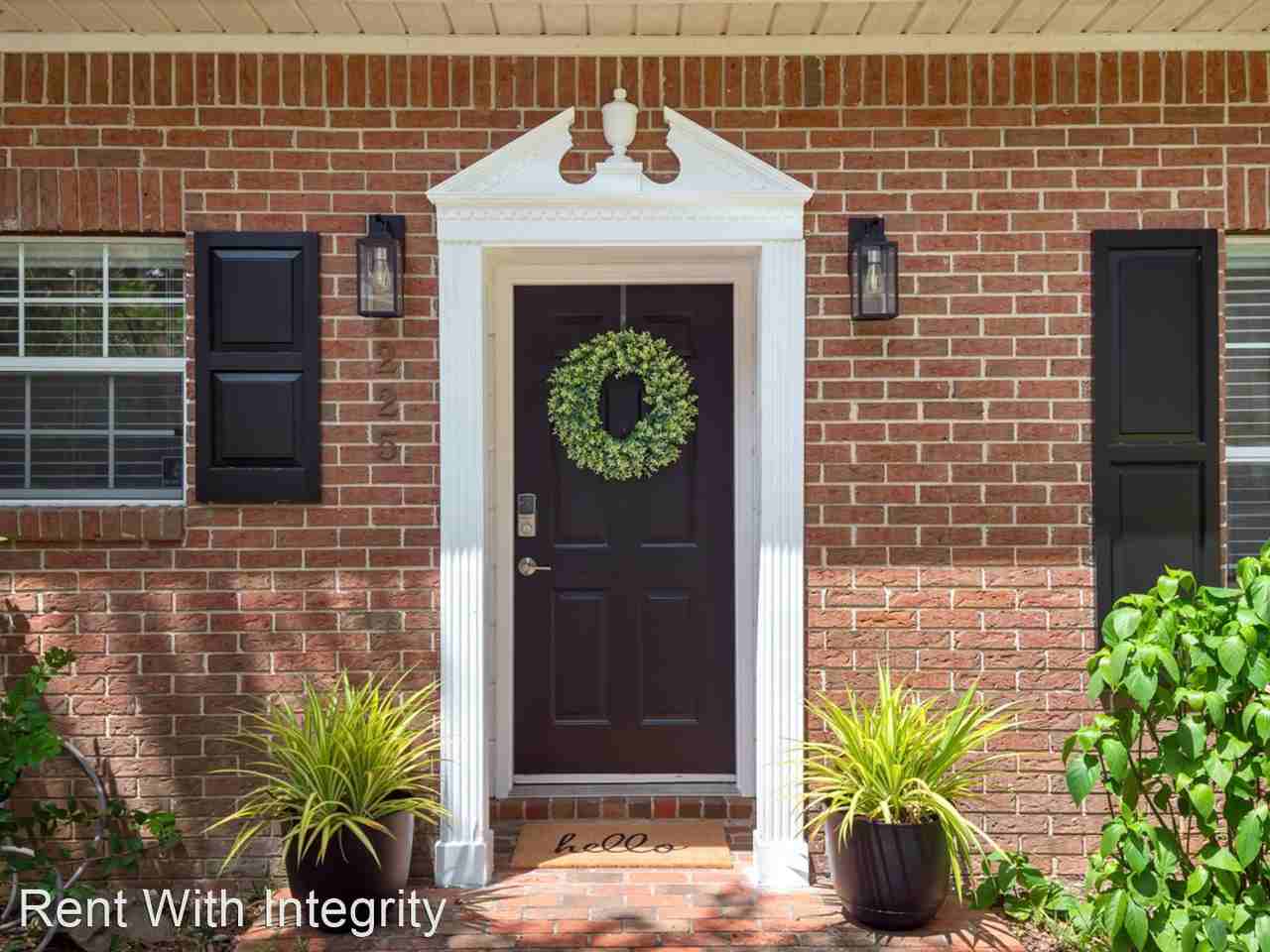 2225 Paul Russell Cir - Photo 2 of 23