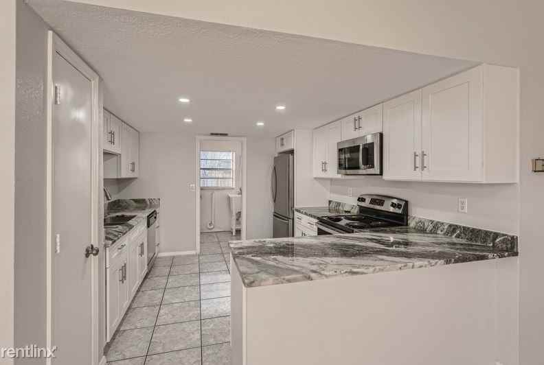 1483 Godfrey Ave - Photo 3 of 12