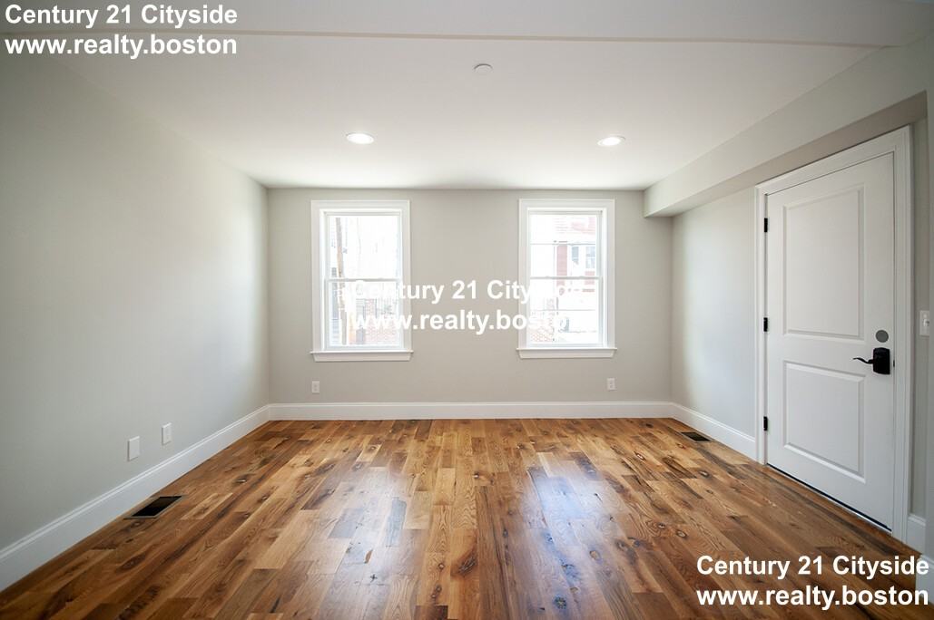 89 Morris St #1 - Photo 2 of 31