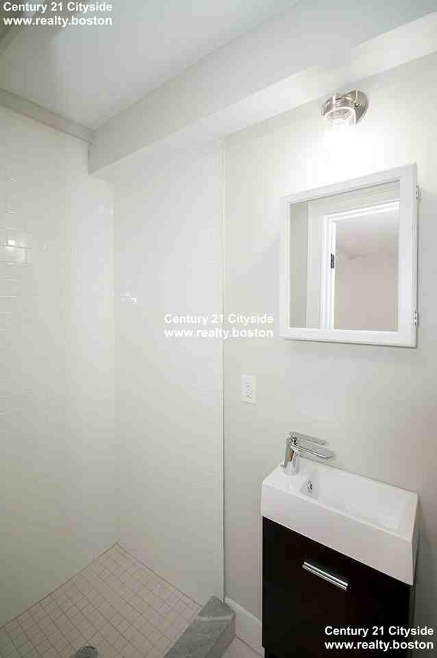 89 Morris St #1 - Photo 7 of 31