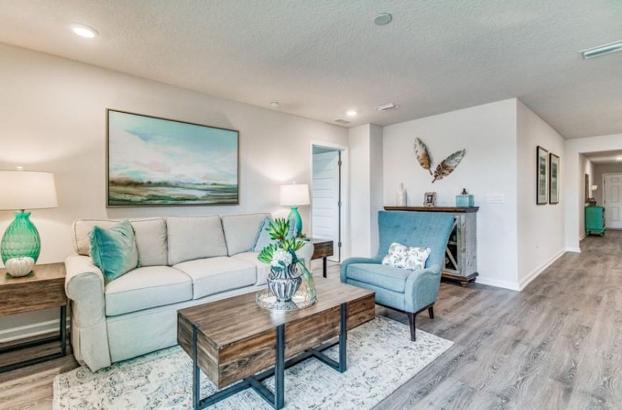 719 Quintana St - Photo 6 of 16