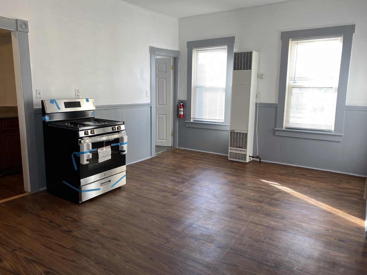 75 Crapo St - Photo 2 of 11