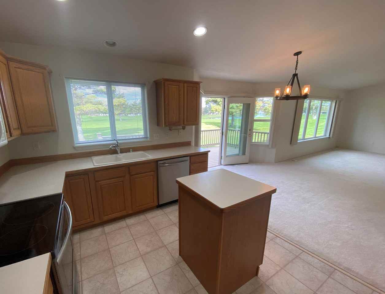74 E Nicklaus Ave - Photo 3 of 21