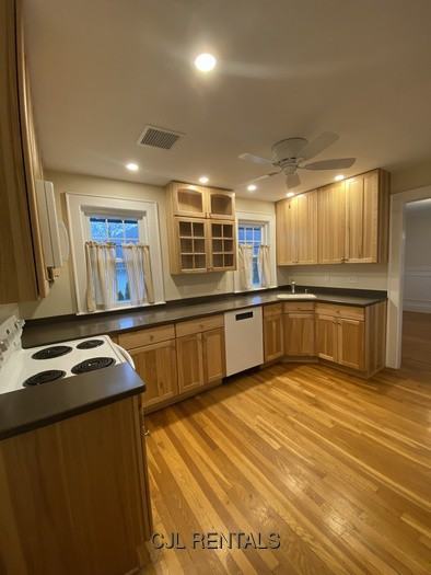 66 Elm St - Photo 2 of 10