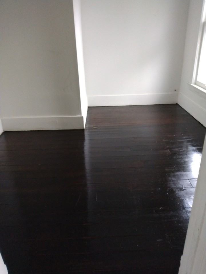 209 Shirley Drive - Photo 2 of 3