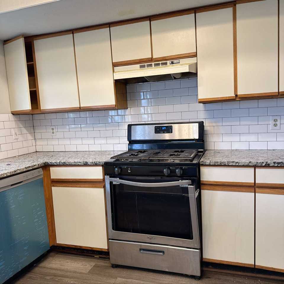 422 Woodmere Dr #1 - Photo 5 of 18
