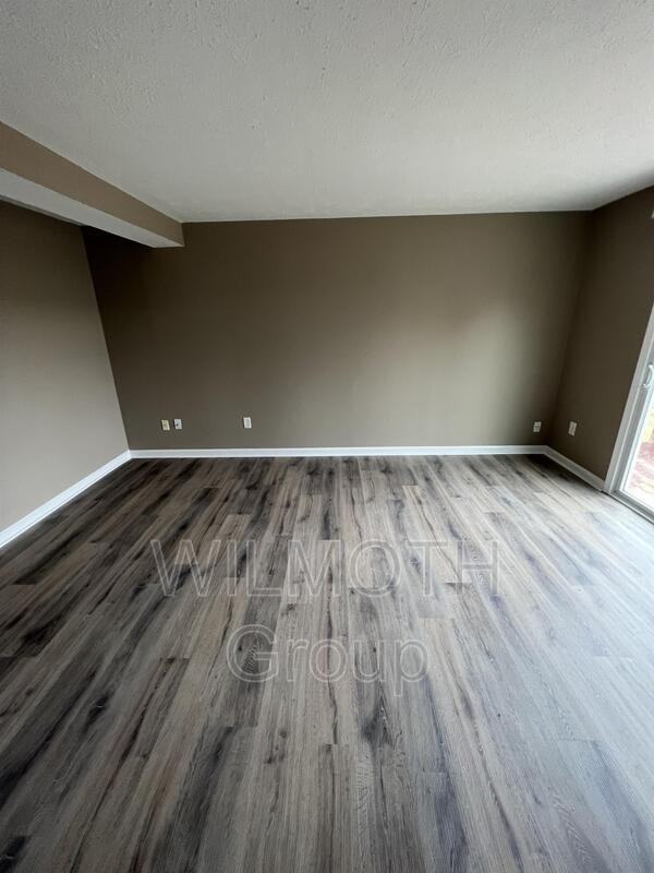 11405 Dunshire Dr - Photo 3 of 11