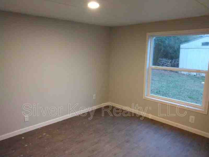 126 Mt Vernon Church Rd - Photo 3 of 4