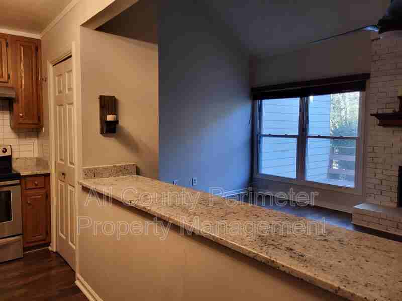 1731 Twin Brooks Dr Se - Photo 6 of 16