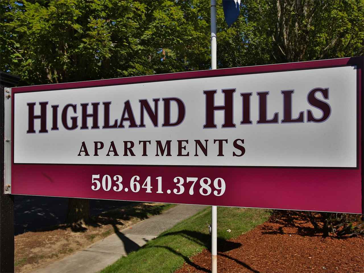 14190 SW Allen BlvdUnit #7 - Photo 6 of 11