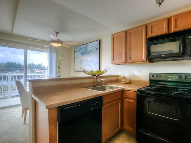 2020 Lake Heights Dr - Photo 6 of 30