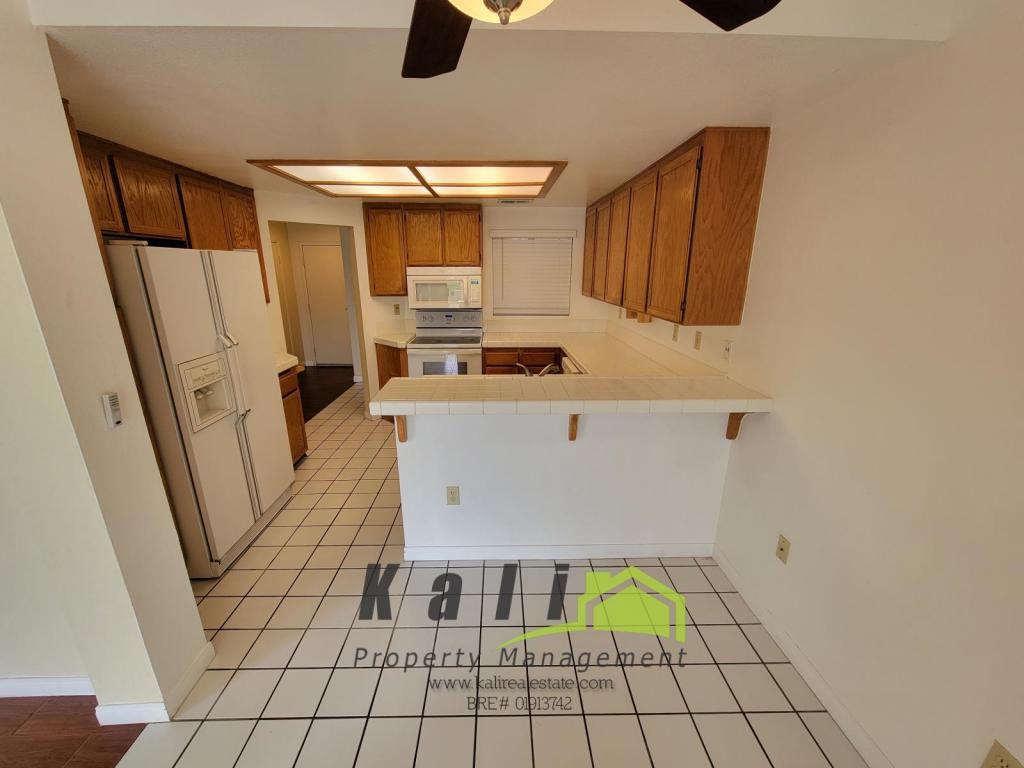 2096 Northshore Dr - Photo 5 of 23