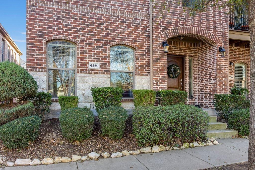 6859 Pistoia Dr - Photo 2 of 29