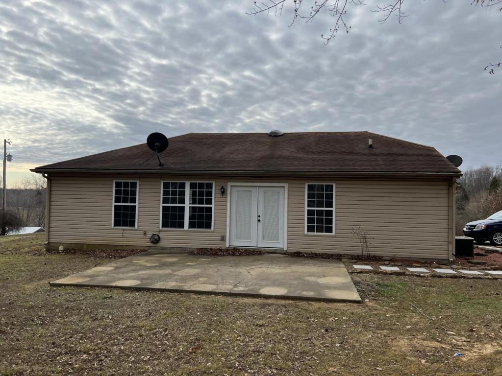 8643 Knottsville Mount Zion Rd - Photo 2 of 37