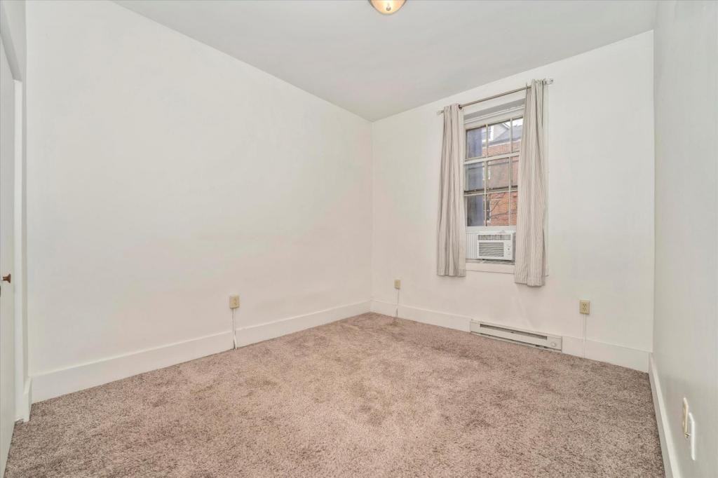 201 S Market St Frederick MD 21701 (Unit 1 Room B) - Photo 4 of 41