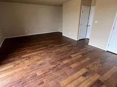 10236 W Sandell Ct - Photo 2 of 8