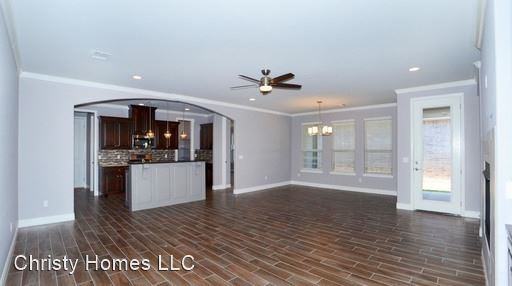 7304 Nick St - Photo 3 of 11