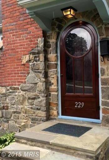 229 Glenmore Ave - Photo 2 of 13