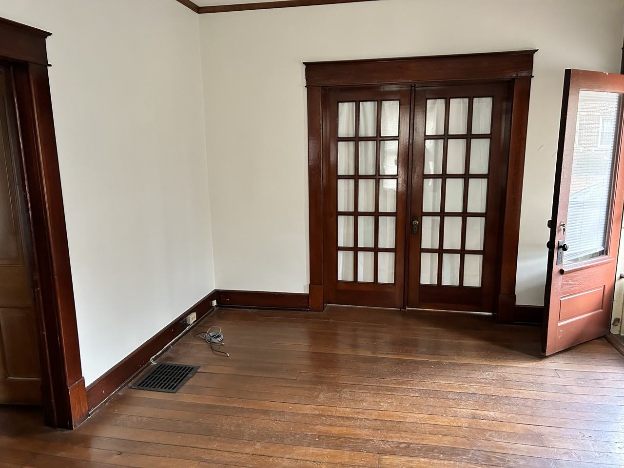 121 N High St #121NHIGHST - Photo 3 of 11