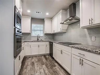 6919 Echo Bluff Dr - Photo 2 of 15