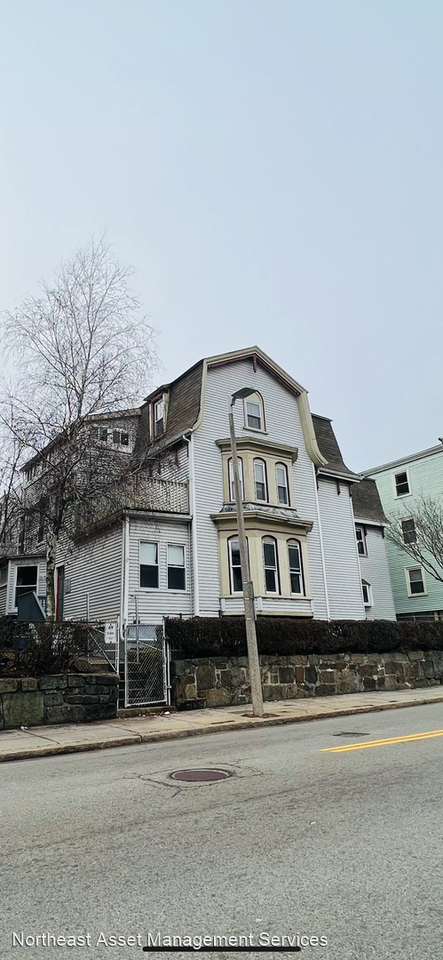 69 Adams St #2 - Photo 2 of 12