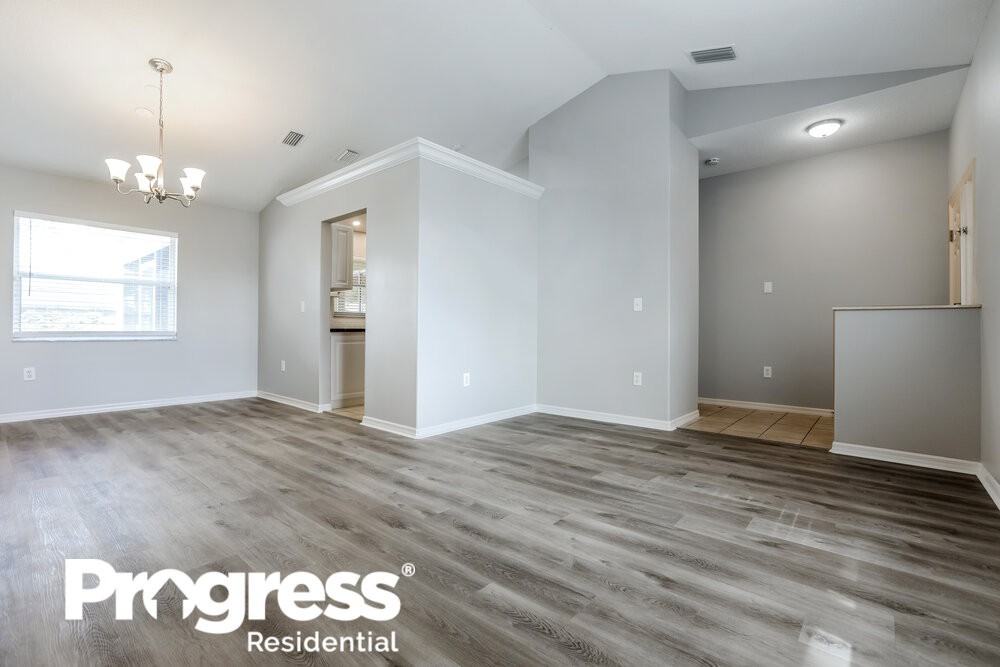 6873 Mauna Loa Blvd - Photo 3 of 16