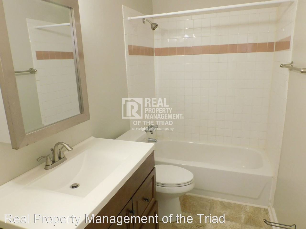 4223 Edith Ln Apt H - Photo 3 of 20