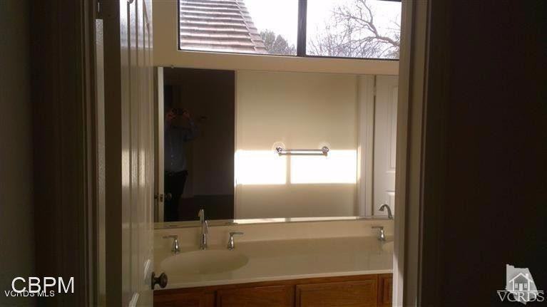 4117 Lost Springs Dr - Photo 3 of 40