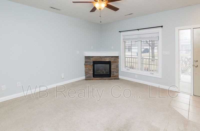 10525 Hickory Dr #6 - Photo 5 of 27