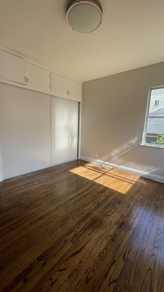 324 W 7th St #C - Photo 4 of 11