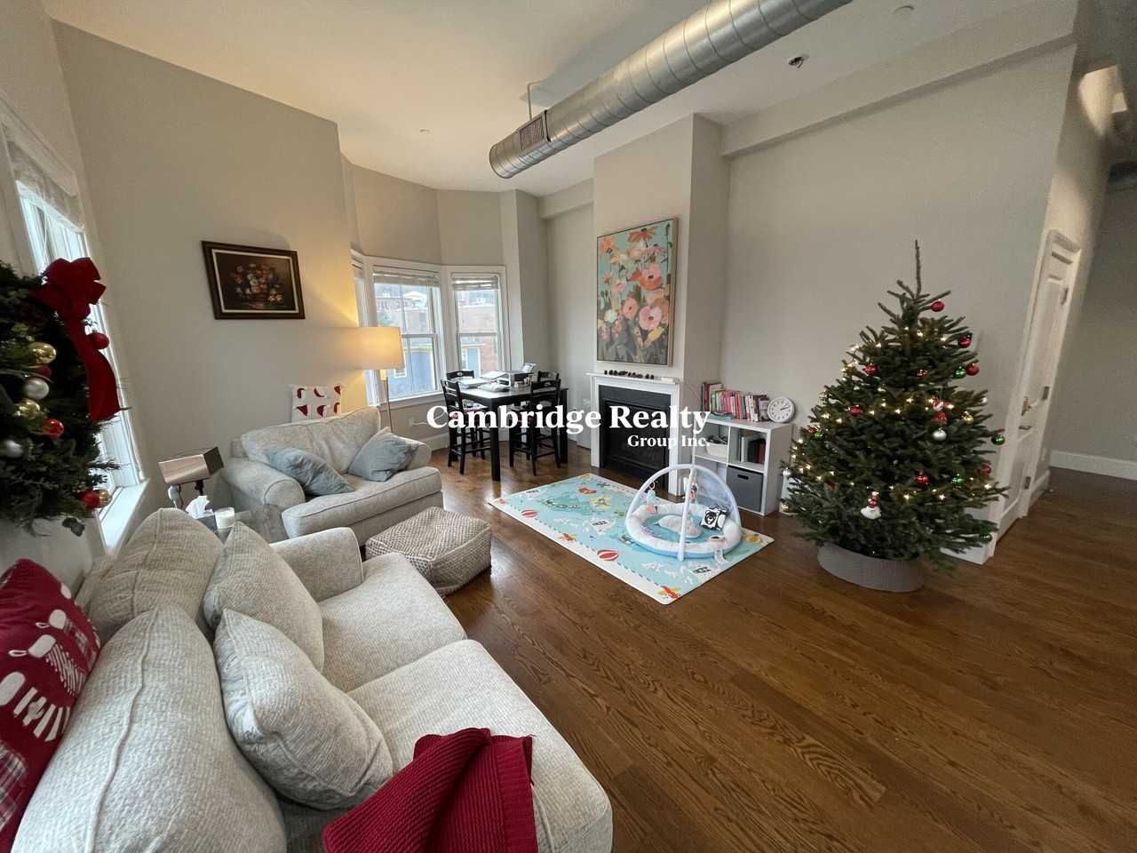 343 Western Ave #4 - Photo 5 of 25
