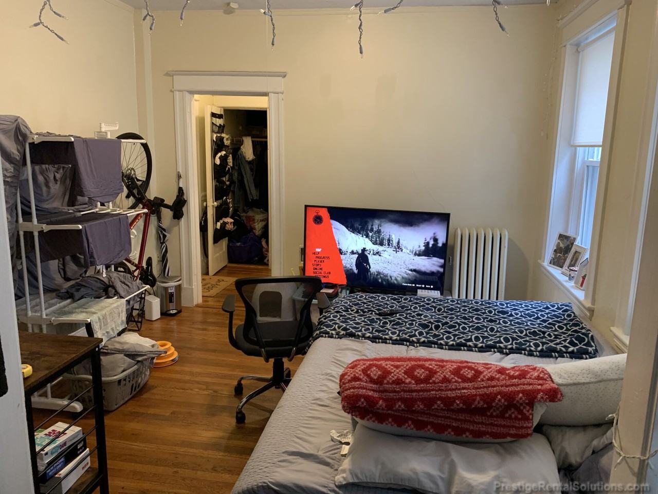 Woodstock Ave #4 - Photo 3 of 13