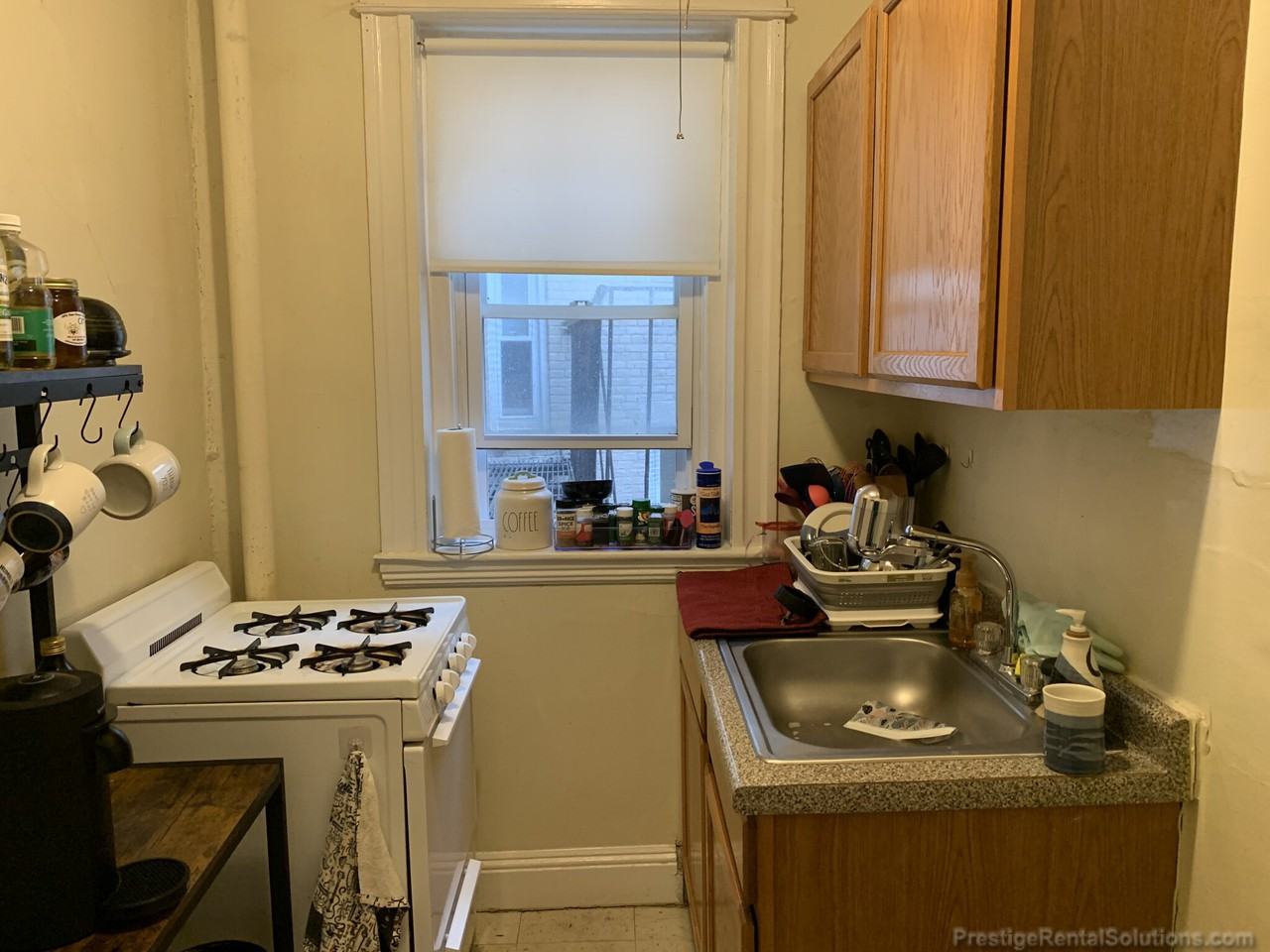 Woodstock Ave #4 - Photo 7 of 13