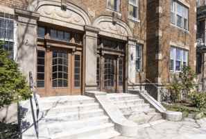 featured image of 2017 Commonwealth Ave #2