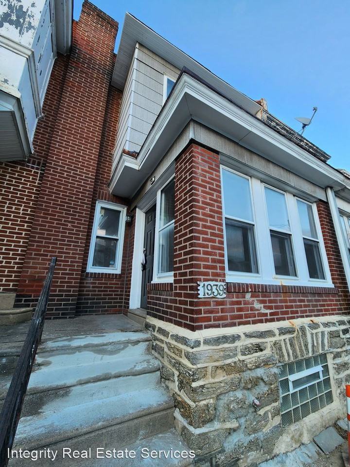 1939 Plymouth St