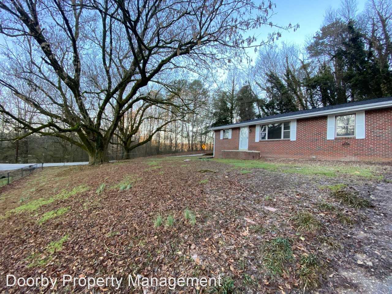 1011 Dry Creek Ln - Photo 2 of 29