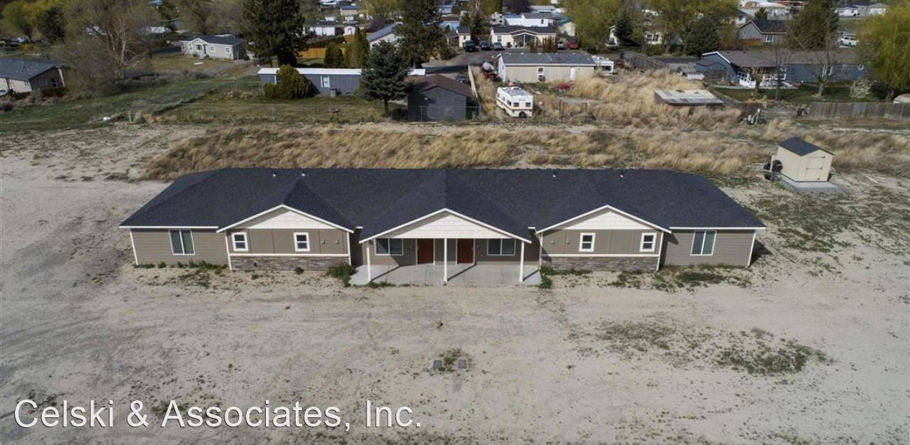 3816/3818 Sandy Lane - Photo 2 of 17