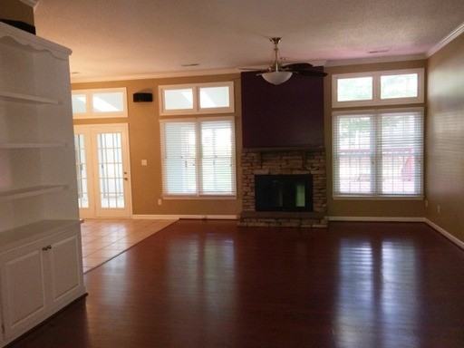 6 Willimantic Dr - Photo 2 of 11