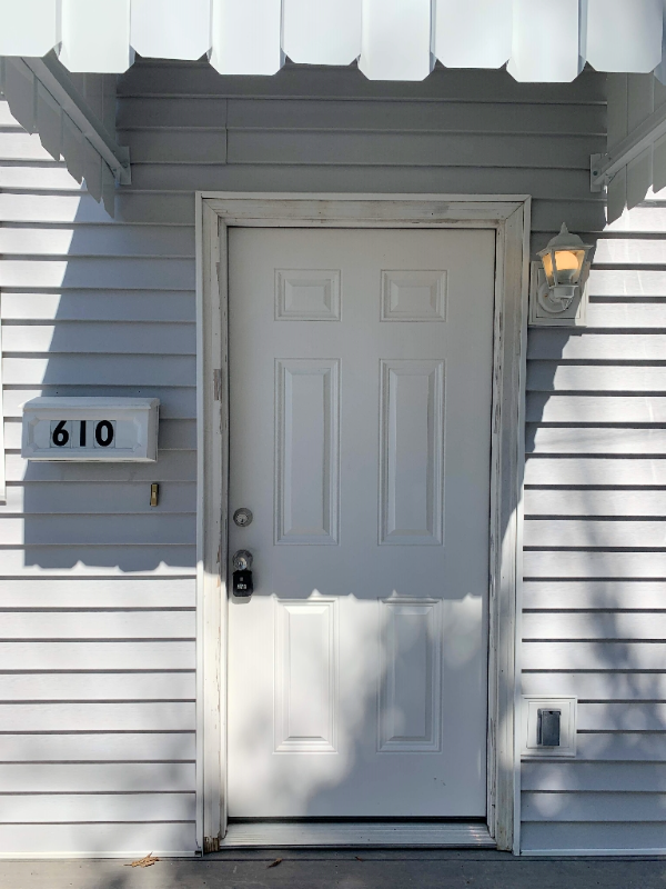 610 Southern Ave - Photo 2 of 13