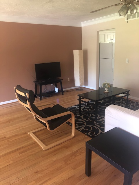 447 Fox Hills Dr N - Photo 7 of 31