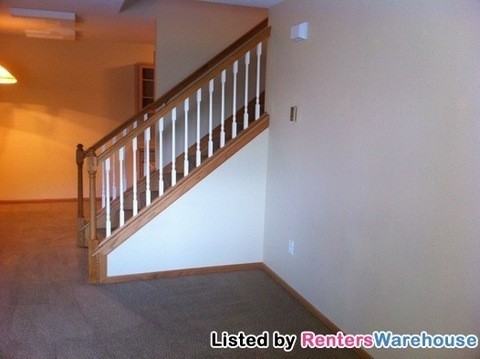 21133 Mustang Ln - Photo 2 of 11