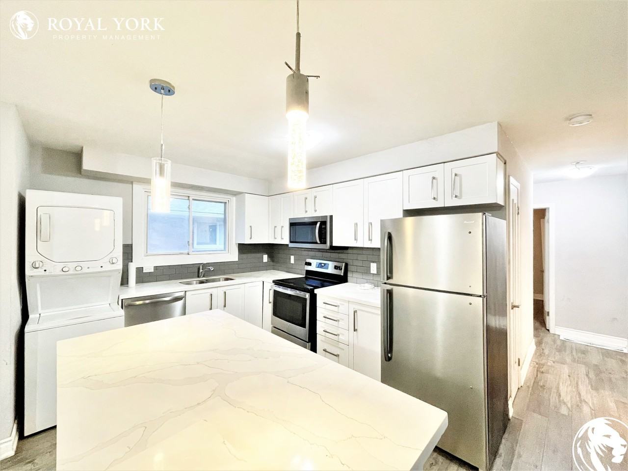 15 Gainsborough Rd #1 - Photo 2 of 27