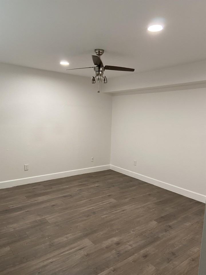 5003 5003 Skillman 111 #111 - Photo 6 of 10