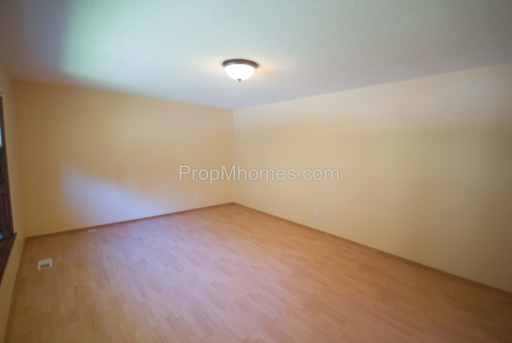 2557 Palomino Ct - Photo 2 of 8