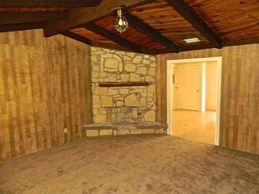 595 Gladycon Rd - Photo 2 of 12